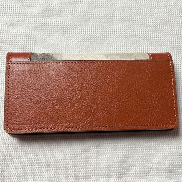 Men's or Women's Unisex Bifold Checkbook Wallet Cowhide and Leather - Picture 2 of 5